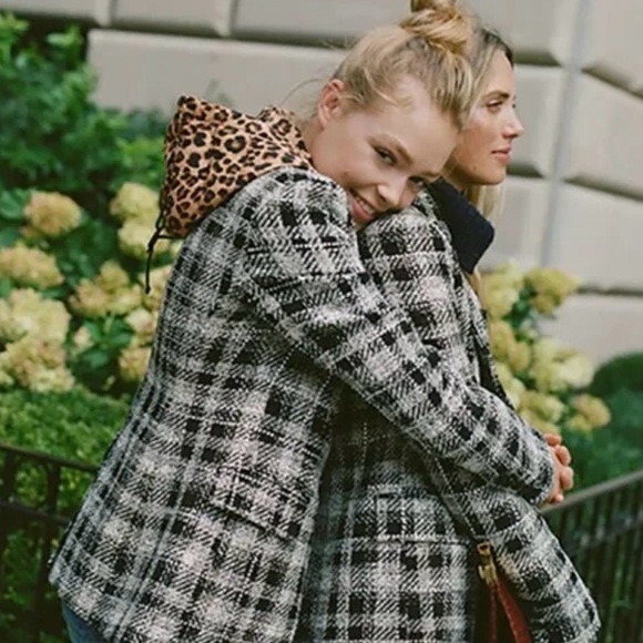 Veronica Beard 💎 Miller Tweed Crystal Embellished Suit Set - Picture 4 of 16